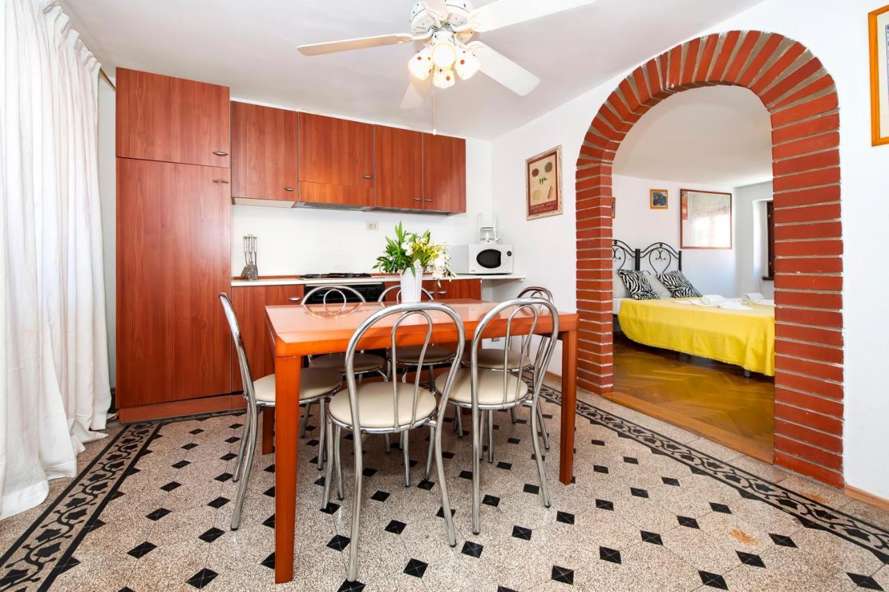 Carera Seaview Apartments Rovinj Buitenkant foto